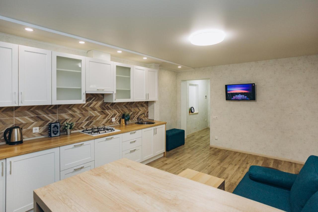 Luxe Apart-Hotel Near Lavina New Building 1 Floor Sumy Exterior foto