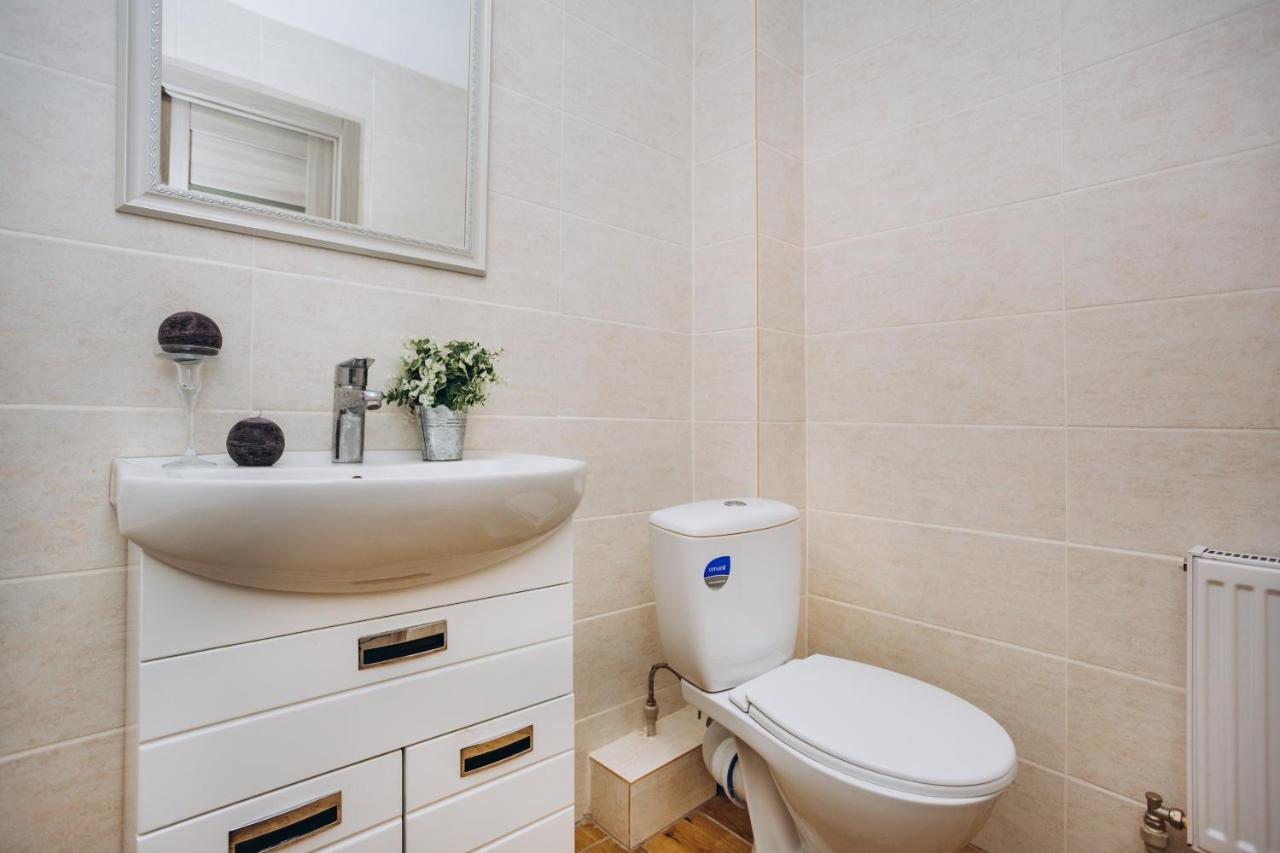 Luxe Apart-Hotel Near Lavina New Building 1 Floor Sumy Exterior foto